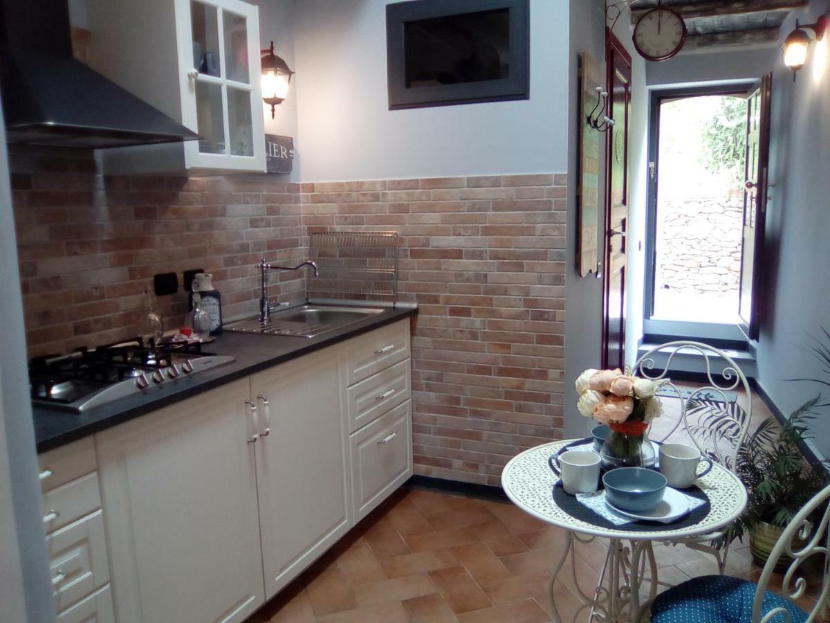 Contrada Casa Vacanze Apartment Вадо Лигуре Екстериор снимка